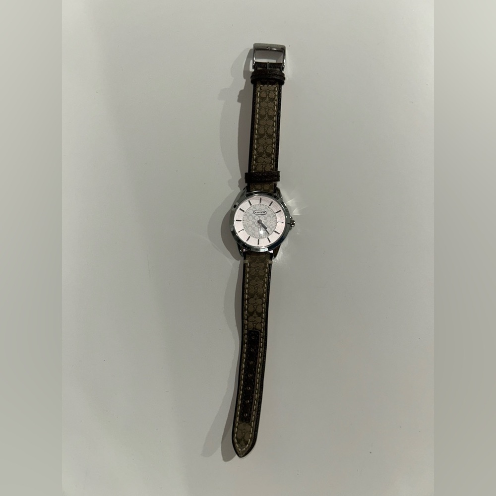 Coach Watch - Picture 2 of 9